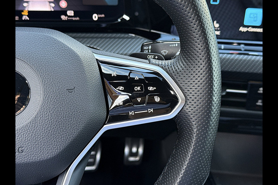 Volkswagen Golf Variant 2.0 TSI R-Line - IQ.Light - Carplay - Virtual dash - 18" - Adaptieve Cruise Control - Sportstoelen