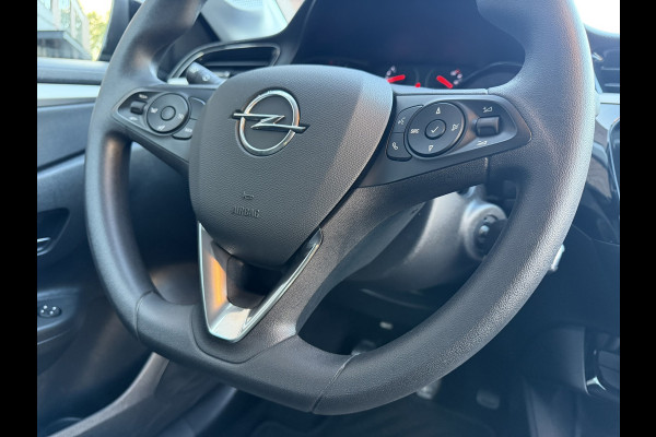 Opel Corsa 1.2 / Apple Car-Play - Android / ALL-Season Nieuw / 1e Eigenaar / NED-Corsa / Parkeersensoren / Cruise Control
