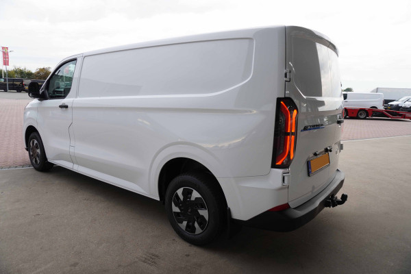 Ford E-Transit Custom 340 L2H1 Trend 71 kWh/136PK Automaat nr. V014 | Airco | Cruise | Trekhaak |  Apple CP-Android auto