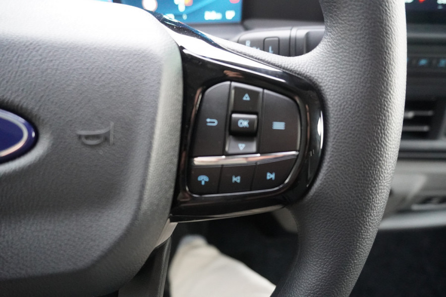 Ford E-Transit Custom 340 L2H1 Trend 71 kWh/136PK Automaat nr. V014 | Airco | Cruise | Trekhaak |  Apple CP-Android auto