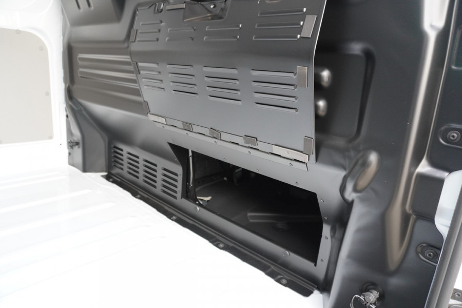 Ford E-Transit Custom 340 L2H1 Trend 71 kWh/136PK Automaat Airco | Cruise | Trekhaak |  Apple CP-Android auto