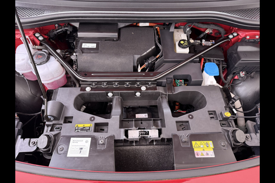 Volkswagen ID.4 82kWh 204PK SOH 98% Navi Camera Stoelverwarming Adap.Cruise Matrix Led Lmv 20" Apple Carplay Android Auto Pdc Assistentie+Comfort+Design+Exterieur+Style-Pakket Keyless Advanced Privacy Glas DAB Isofix Wifi Dealeronderhouden Origineel Nederlandse Auto