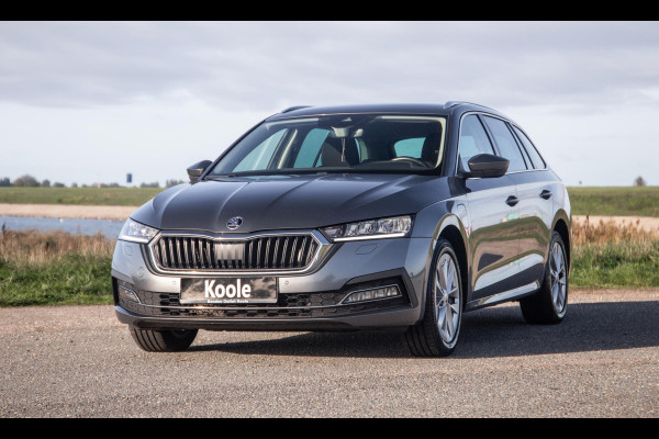 Škoda Octavia Combi 1.4 TSI iV PHEV Business Edition AIRCO / CRUISE CONTROLE / 204 PK / STOELVERWAMRING / NAVI /  CARPLAY / CAMERA