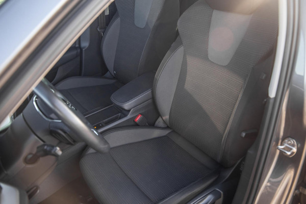 Škoda Octavia Combi 1.4 TSI iV PHEV Business Edition AIRCO / CRUISE CONTROLE / 204 PK / STOELVERWAMRING / NAVI /  CARPLAY / CAMERA