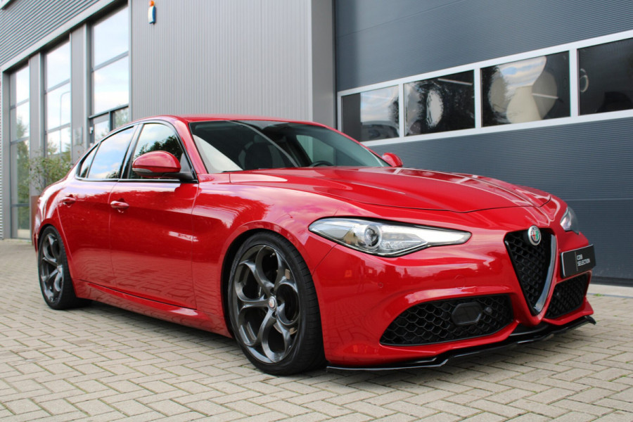 Alfa Romeo Giulia 2.0T Super | Camera | Quadrifoglio Velgen | Trekhaak | Carplay