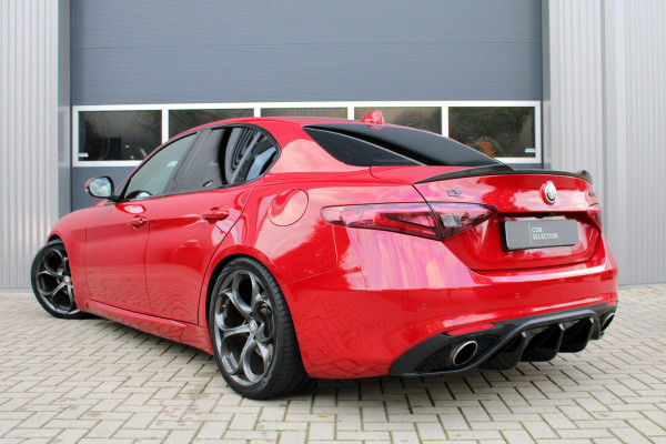 Alfa Romeo Giulia 2.0T Super | Camera | Quadrifoglio Velgen | Trekhaak | Carplay