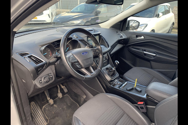 Ford Kuga 1.5 EcoBoost ST Line | Trekhaak Afneembaar | Stoel + Stuurverwarming | Climate Control | Navigatie | Carplay |