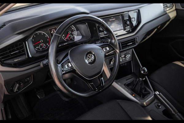 Volkswagen Polo 1.0 TSI Comfortline AIRCO / CRUISE CONTROLE / 5 DEURS / STOELVERWARMING / BENZINE
