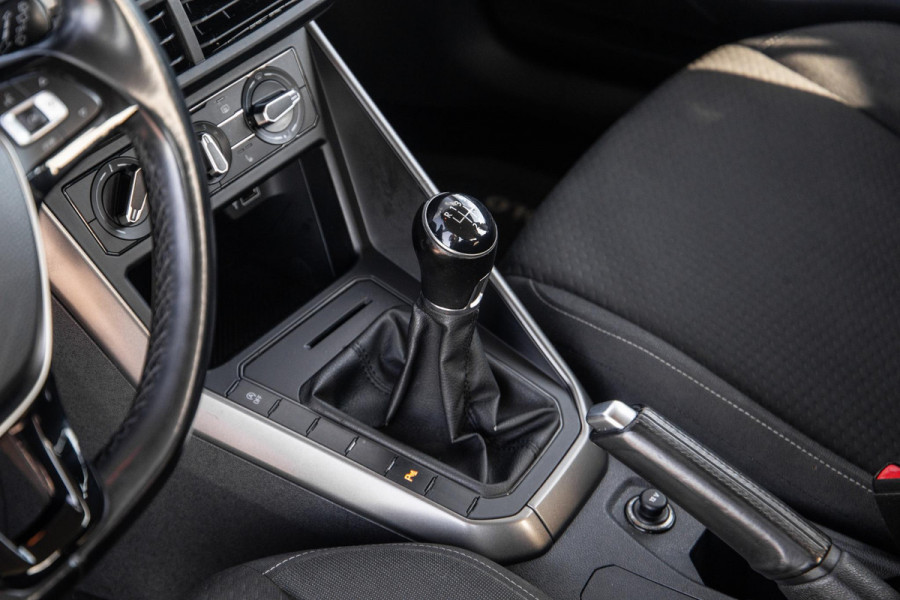 Volkswagen Polo 1.0 TSI Comfortline AIRCO / CRUISE CONTROLE / 5 DEURS / STOELVERWARMING / BENZINE