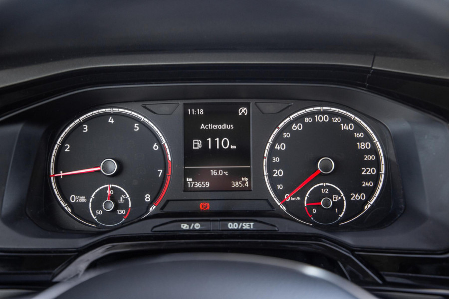 Volkswagen Polo 1.0 TSI Comfortline AIRCO / CRUISE CONTROLE / 5 DEURS / STOELVERWARMING / BENZINE