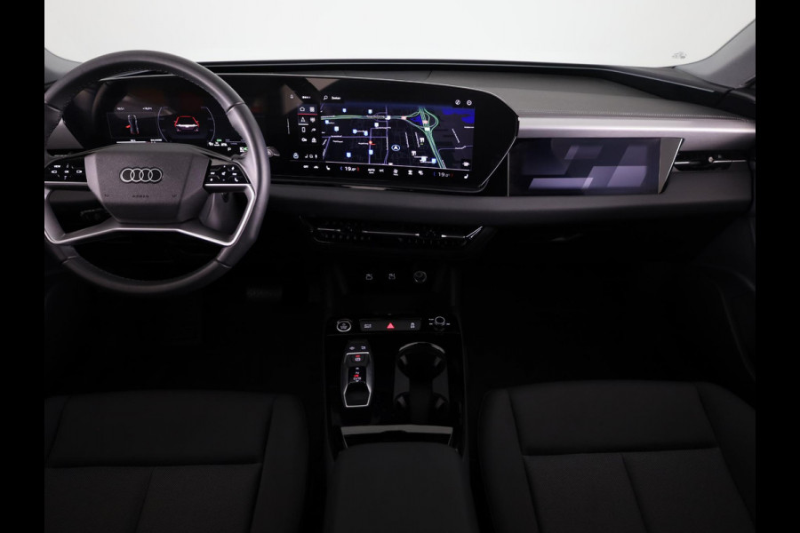 Audi A6 Avant e-tron Advanced edition 83 kWh 286 pk | SOH 92,64%  | Private Lease vanaf € 987,- per maand | Luchtvering | Navigatie | Warmtepomp | Trekhaak (wegklapbaar) | Parkeersensoren (Park assist) | Winterbandenset | Rondomzicht camera | Elektr. voorstoelen | Multimedia scherm passagier | Verlengde garantie