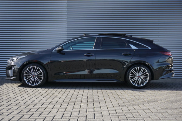 Kia ProCeed T-GDI GT-Pl. ine | TREKHAAK | PANO | SUPER LUCXE | 1E EIGENAAR