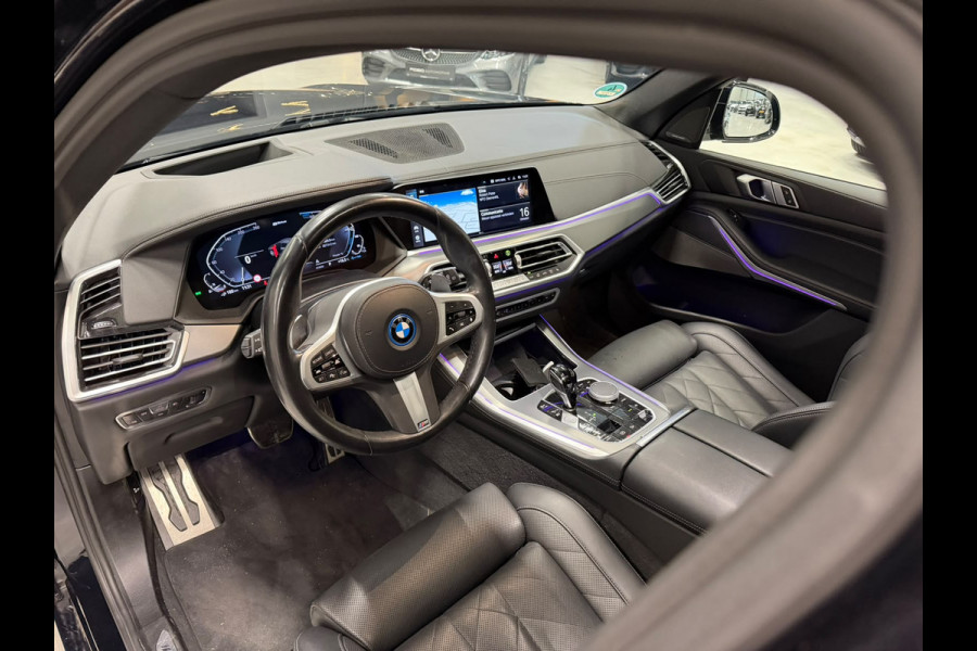 BMW X5 xDrive45e High Executive M Sport | Panoramadak | Head-Up Display | Harman Kardon | Camera | Stoelverwarming | Softclose | Memory Seat | Luchtvering | Laser | Adaptive Cruise Control | Trekhaak | Achterbank Verwarmd | App
