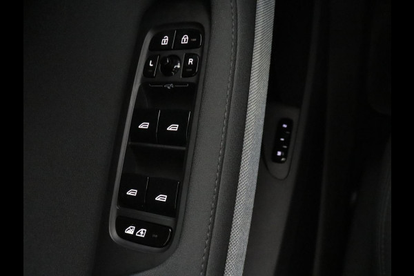 Polestar 2 Standard Range Single Motor 69 kWh | SOH 91,7% | Trekhaak | Stoelverwarming | Apple Carplay | LED | Keyless Entry | Camera |