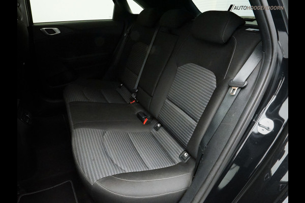 Kia Ceed 1.5 T-GDi MHEV DynamicLine (APPLE CARPLAY,LED,CAMERA,COMFORT-STOELEN,TREKHAAK,LM-VELGEN,CRUISE,NIEUWE APK,TOPCONDITIE)