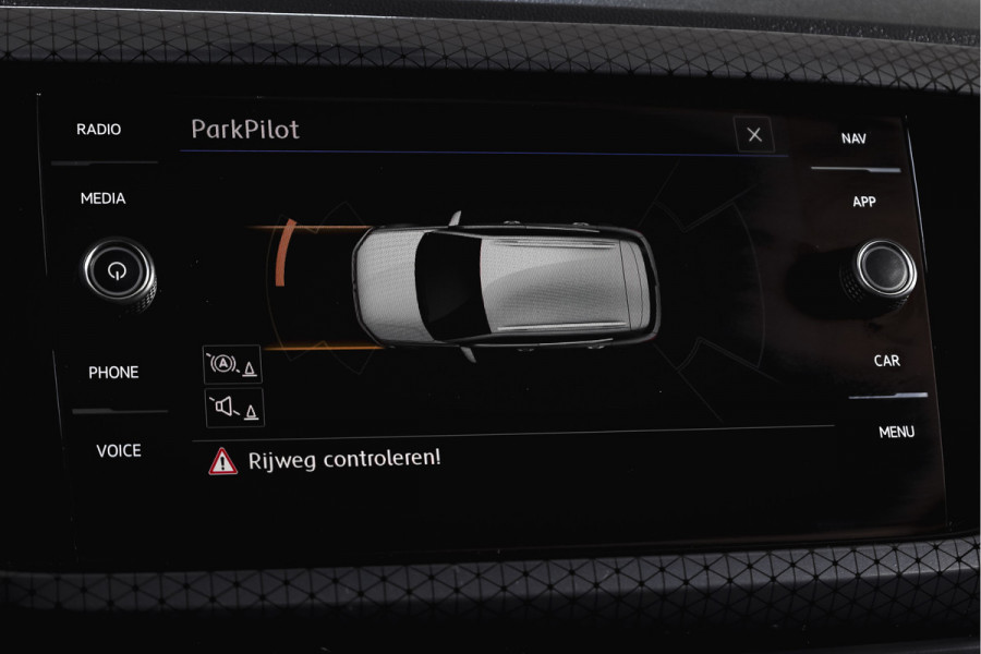 Volkswagen T-Cross 1.0 TSI 116 PK Style | Trekhaak | Dig. Cockpit | Adapt. Cruise | Stoelverw. | PDC | NAV | ECC | LM 17" |