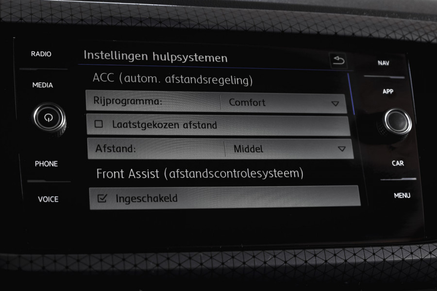 Volkswagen T-Cross 1.0 TSI 116 PK Style | Trekhaak | Dig. Cockpit | Adapt. Cruise | Stoelverw. | PDC | NAV | ECC | LM 17" |