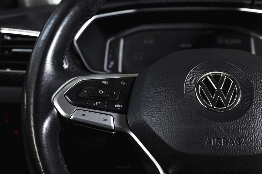 Volkswagen T-Cross 1.0 TSI 116 PK Style | Trekhaak | Dig. Cockpit | Adapt. Cruise | Stoelverw. | PDC | NAV | ECC | LM 17" |