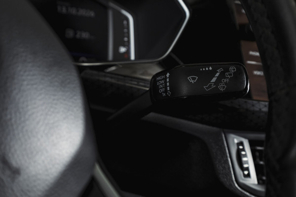 Volkswagen T-Cross 1.0 TSI 116 PK Style | Trekhaak | Dig. Cockpit | Adapt. Cruise | Stoelverw. | PDC | NAV | ECC | LM 17" |
