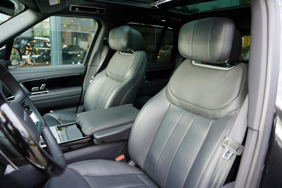 Land Rover Range Rover P 550 E Autobiography / Massage Stoelen / Head Up / Panoramadak