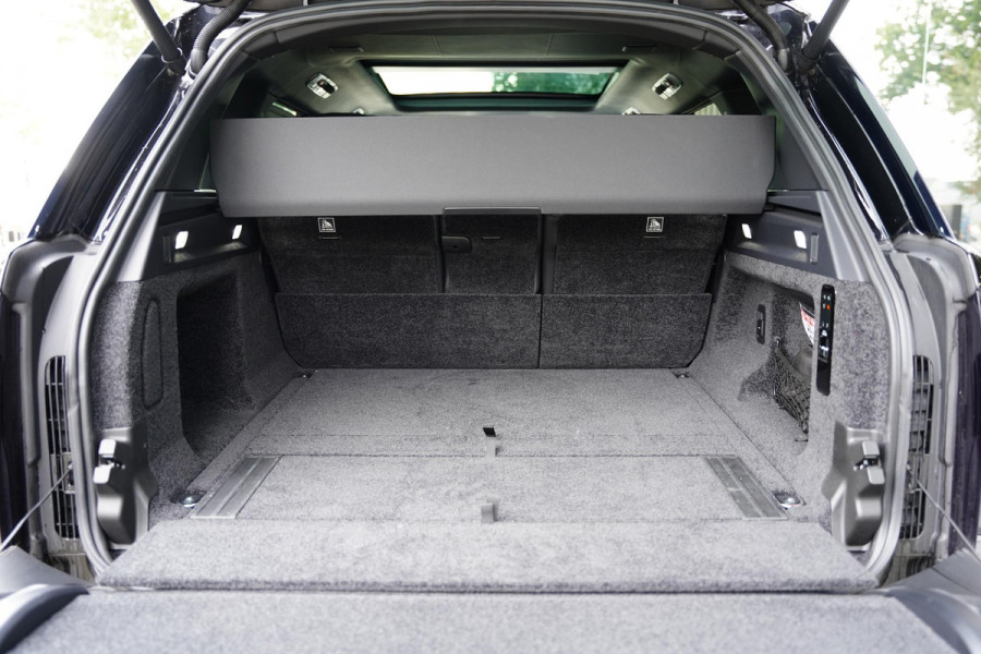 Land Rover Range Rover P 550 E Autobiography / Massage Stoelen / Head Up / Panoramadak