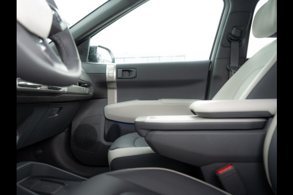 Kia EV3 GT-Line 81.4 kWh | Schuif-/kanteldak | Harman/kardon | Navigatie | Stoel en stuur verwarming |