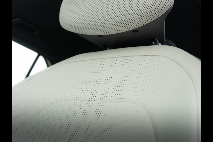 Kia EV3 GT-Line 81.4 kWh | Schuif-/kanteldak | Harman/kardon | Navigatie | Stoel en stuur verwarming |