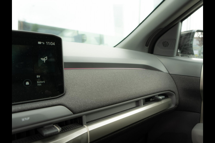 Kia EV3 GT-Line 81.4 kWh | Schuif-/kanteldak | Harman/kardon | Navigatie | Stoel en stuur verwarming |