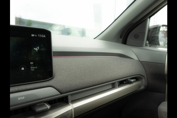 Kia EV3 GT-Line 81.4 kWh | Schuif-/kanteldak | Harman/kardon | Navigatie | Stoel en stuur verwarming |