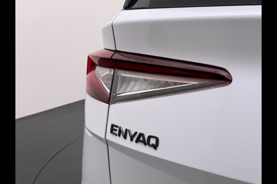 Škoda ENYAQ iV 180PK Sportline SOH 90% Sportstoelen Adap.Cruise Stuurverwarming Lmv 21" Blind Spot Assist Camera Apple Carplay Android Auto Privacy Glas Pdc Isofix Lane Assist P-Assist Dodehoekdetectie IV60 1e Eigenaar Dealeronderhouden Origineel Nederlandse Auto