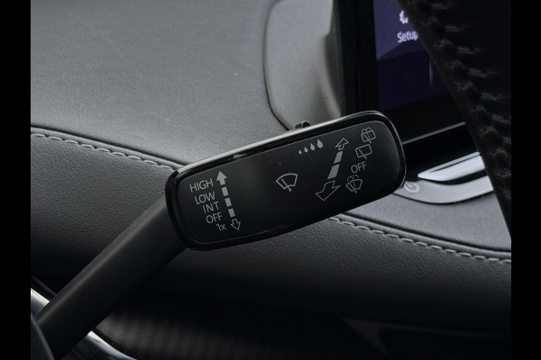 Škoda ENYAQ iV 180PK Sportline SOH 90% Sportstoelen Adap.Cruise Stuurverwarming Lmv 21" Blind Spot Assist Camera Apple Carplay Android Auto Privacy Glas Pdc Isofix Lane Assist P-Assist Dodehoekdetectie IV60 1e Eigenaar Dealeronderhouden Origineel Nederlandse Auto