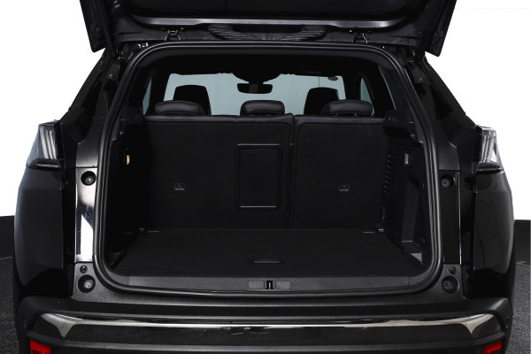 Peugeot 3008 1.6 PureTech 180 PK GT - Automaat | Afn. Trekhaak | Dig. Cockpit | Adapt. Cruise | Leder-+stoelverw. | Elek. stoelen | Camera | NAV | ECC | Elek. Klep | LM 18" |