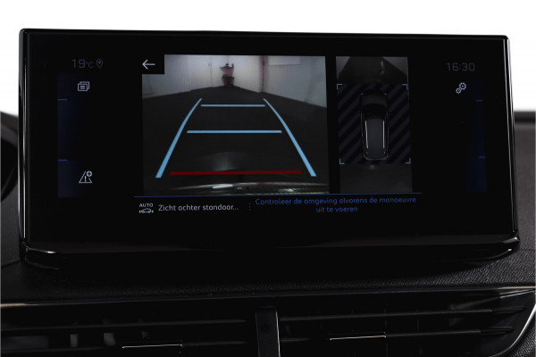 Peugeot 3008 1.6 PureTech 180 PK GT - Automaat | Afn. Trekhaak | Dig. Cockpit | Adapt. Cruise | Leder-+stoelverw. | Elek. stoelen | Camera | NAV | ECC | Elek. Klep | LM 18" |