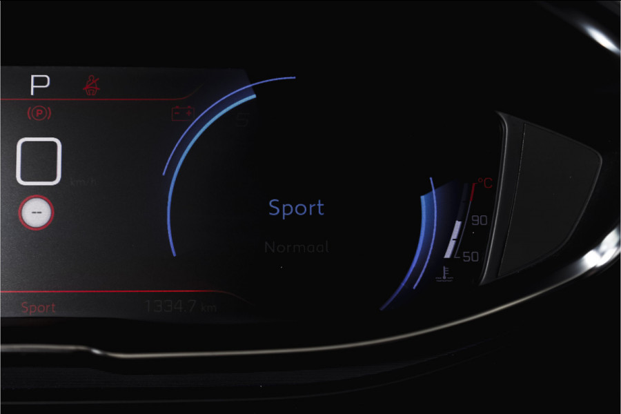 Peugeot 3008 1.6 PureTech 180 PK GT - Automaat | Afn. Trekhaak | Dig. Cockpit | Adapt. Cruise | Leder-+stoelverw. | Elek. stoelen | Camera | NAV | ECC | Elek. Klep | LM 18" |