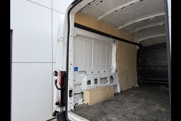 Ford E-Transit e-Transit 68kWh 184PK