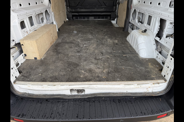 Ford E-Transit e-Transit 68kWh 184PK