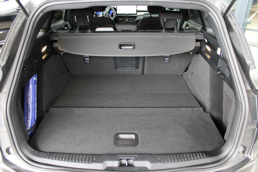 Ford FOCUS Wagon 1.0 EcoBoost Hybrid ST Line X | Trekhaak | BLIS | Winterpack | Adaptieve cruise