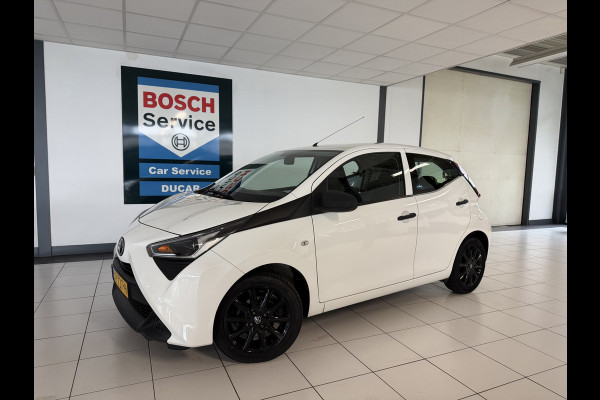 Toyota Aygo 1.0 VVT-i x-fun 5 Drs Airco /