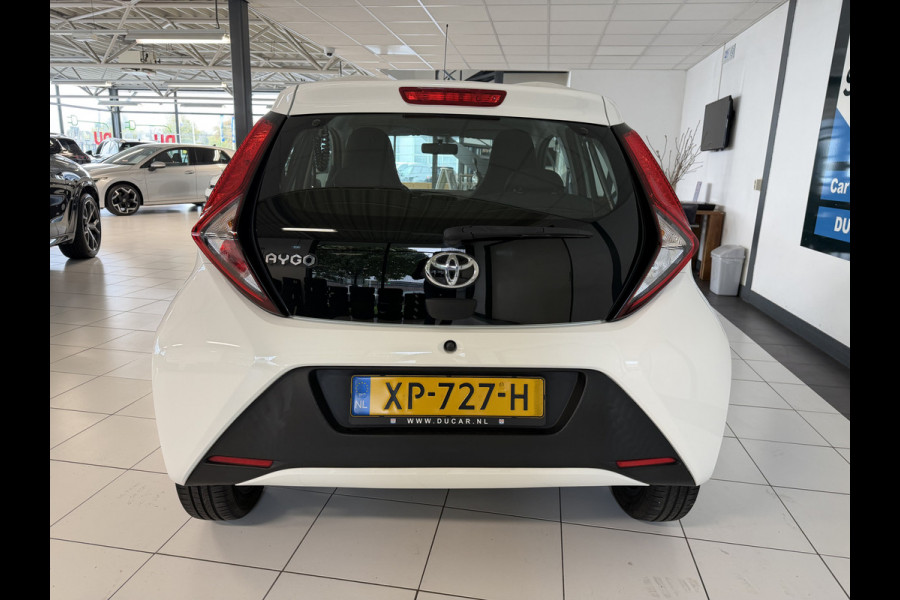 Toyota Aygo 1.0 VVT-i x-fun 5 Drs Airco /