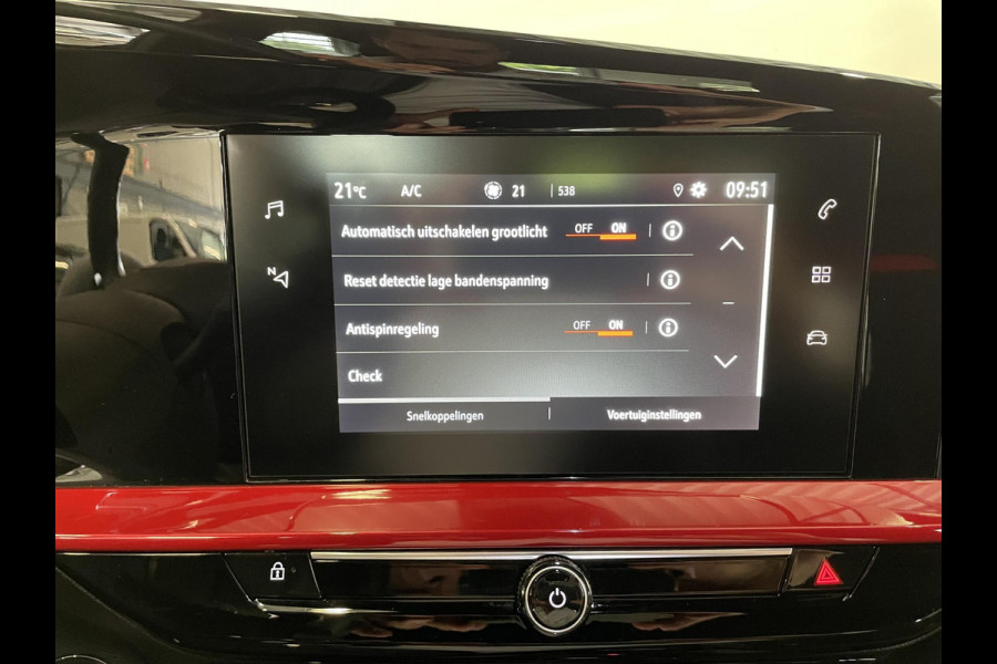 Opel Mokka 1.2 130pk Automaat GS Line Navigatie Draadloos Apple CarPlay/ Android Auto 180° Camera Stoel Stuurverwarming Keyless  LED
