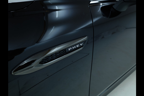 Mazda CX-80 2.5 e-SkyActiv PHEV Homura Plus 7 Pers. | Nieuw! | Panoramadak | Leer | Bose Audio | Stoelkoeling | Stoel-Stuur- Achterbankverwarming, 360 Camera, Adaptive Cruise, Head-Up, Keyless