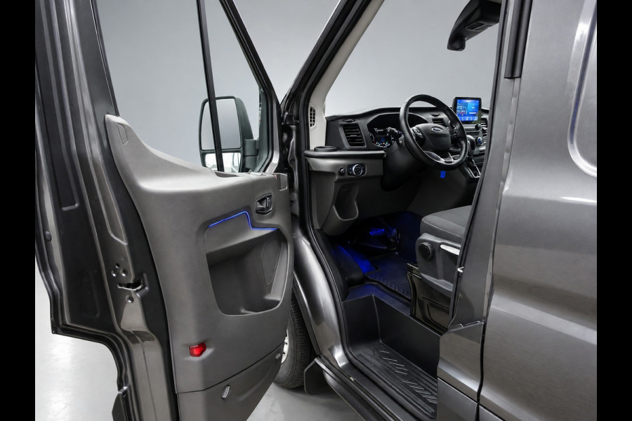 Ford Transit 350 2.0 TDCI L2H2 Limited AUTOMAAT AIRCO CRUISE CONTROL NAVIGATIE