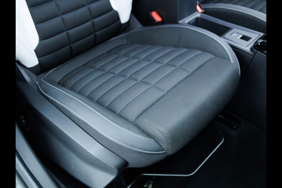 Citroën C3 Aircross 1.2 Hybrid 145pk Max | Camera | Led Vision | Climate-control | Navigatie | App-connect | Cruise | Privacy Glas, Side-assist, PDC V+A, Draadloze Tel.lader