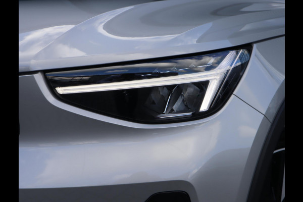 Volvo EX40 Single Motor Extended Range Ultra 82 kWh | 99,96% SOH | Pano | Memory Seats | 360 camera | Trekhaak | Harman Kardon