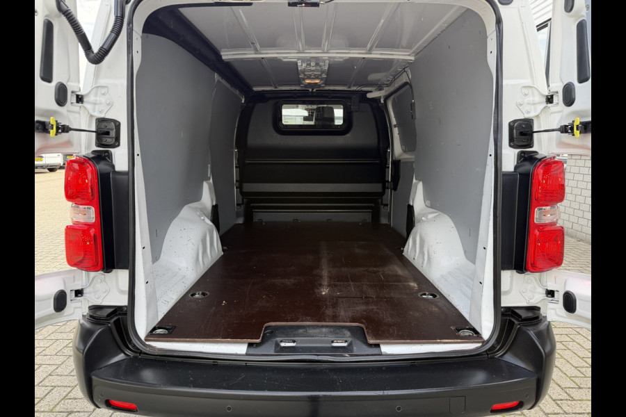 Opel Vivaro 2.0 CDTI L3H1 Edition / vaste prijs rijklaar € 11.950 ex btw / euro 6 / bpm vrij / lease vanaf € 201 / airco / cruise / navigatie / achteruit rijcamera / trekhaak / pdc