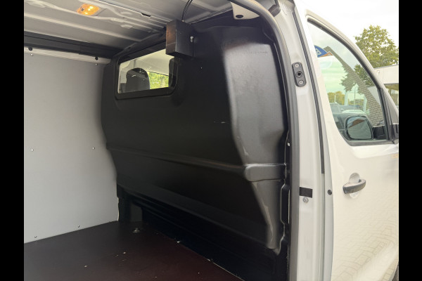 Opel Vivaro 2.0 CDTI L3H1 Edition / vaste prijs rijklaar € 11.950 ex btw / euro 6 / bpm vrij / lease vanaf € 201 / airco / cruise / navigatie / achteruit rijcamera / trekhaak / pdc