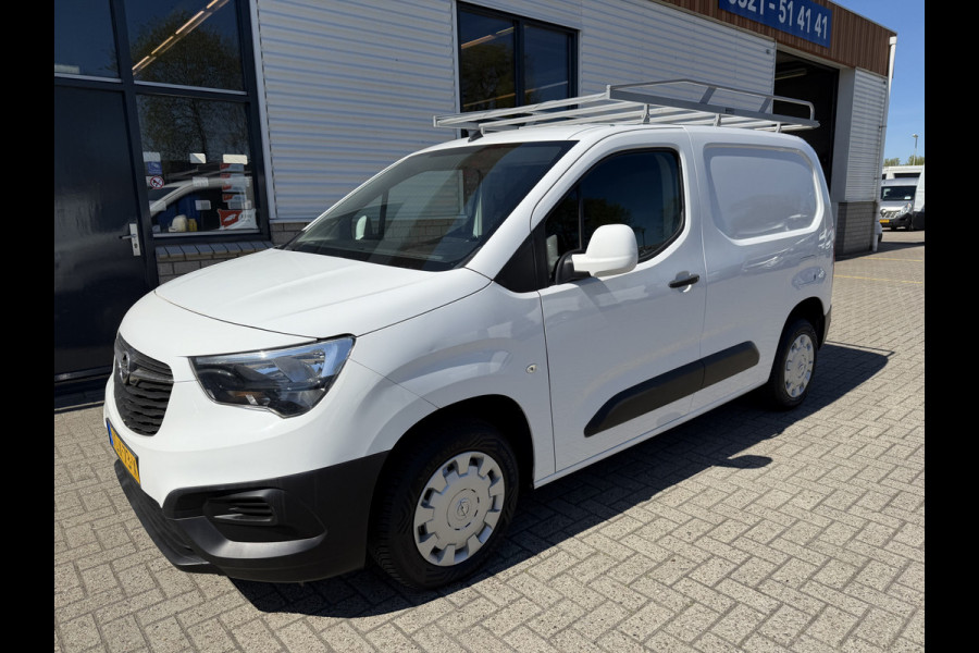 Opel Vivaro 2.0 CDTI L3H1 Edition / vaste prijs rijklaar € 11.950 ex btw / euro 6 / bpm vrij / lease vanaf € 201 / airco / cruise / navigatie / achteruit rijcamera / trekhaak / pdc