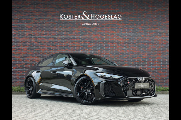 Audi RS5 Limousine e-hybrid quattro | Tech Pro - Mat Carbon Camouflage