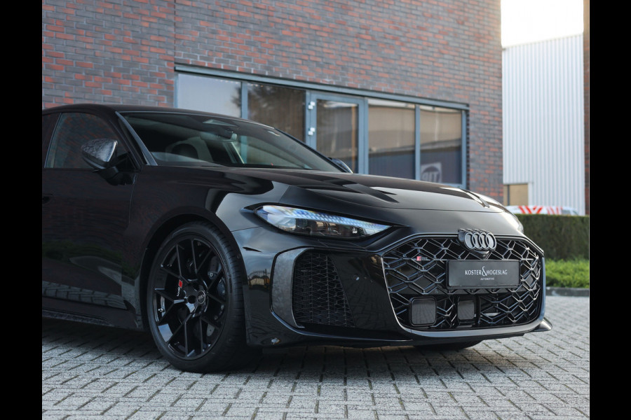 Audi RS5 Limousine e-hybrid quattro | Tech Pro - Mat Carbon Camouflage