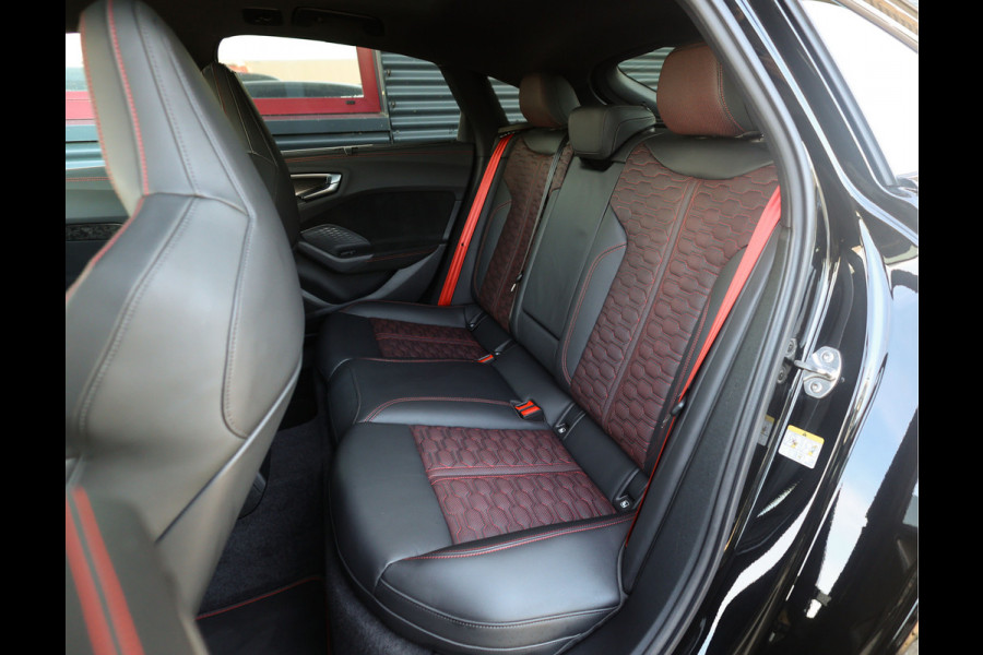 Audi RS5 Limousine e-hybrid quattro | Tech Pro - Mat Carbon Camouflage